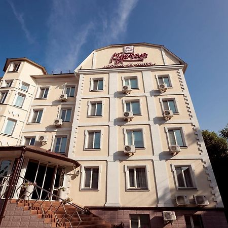 Kurmet Hotel Uralsk Ngoại thất bức ảnh