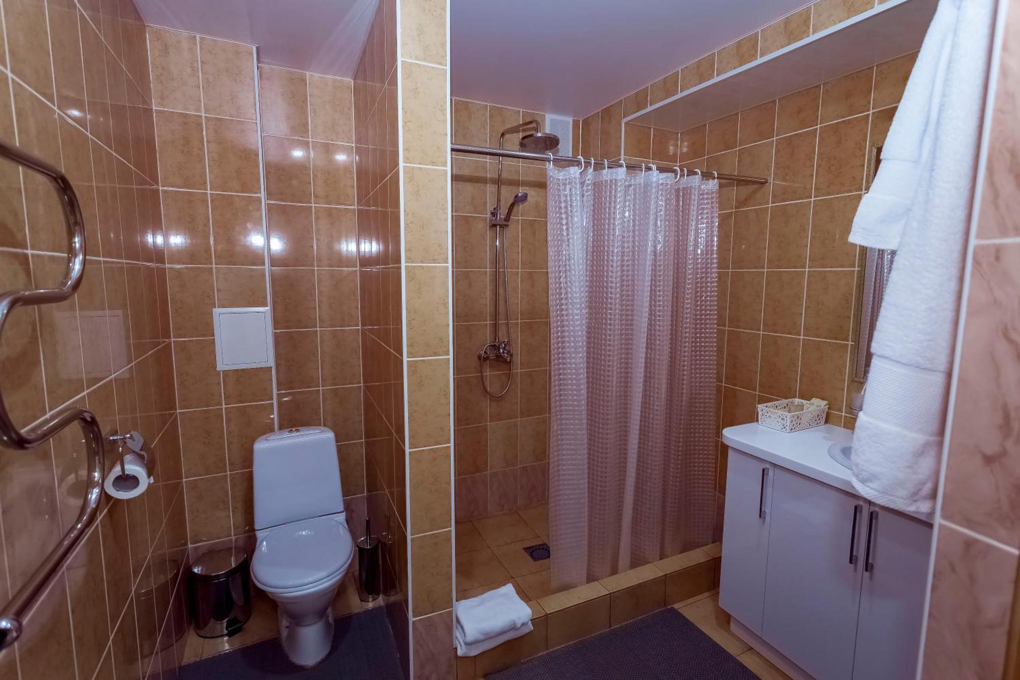 Kurmet Hotel Uralsk Ngoại thất bức ảnh
