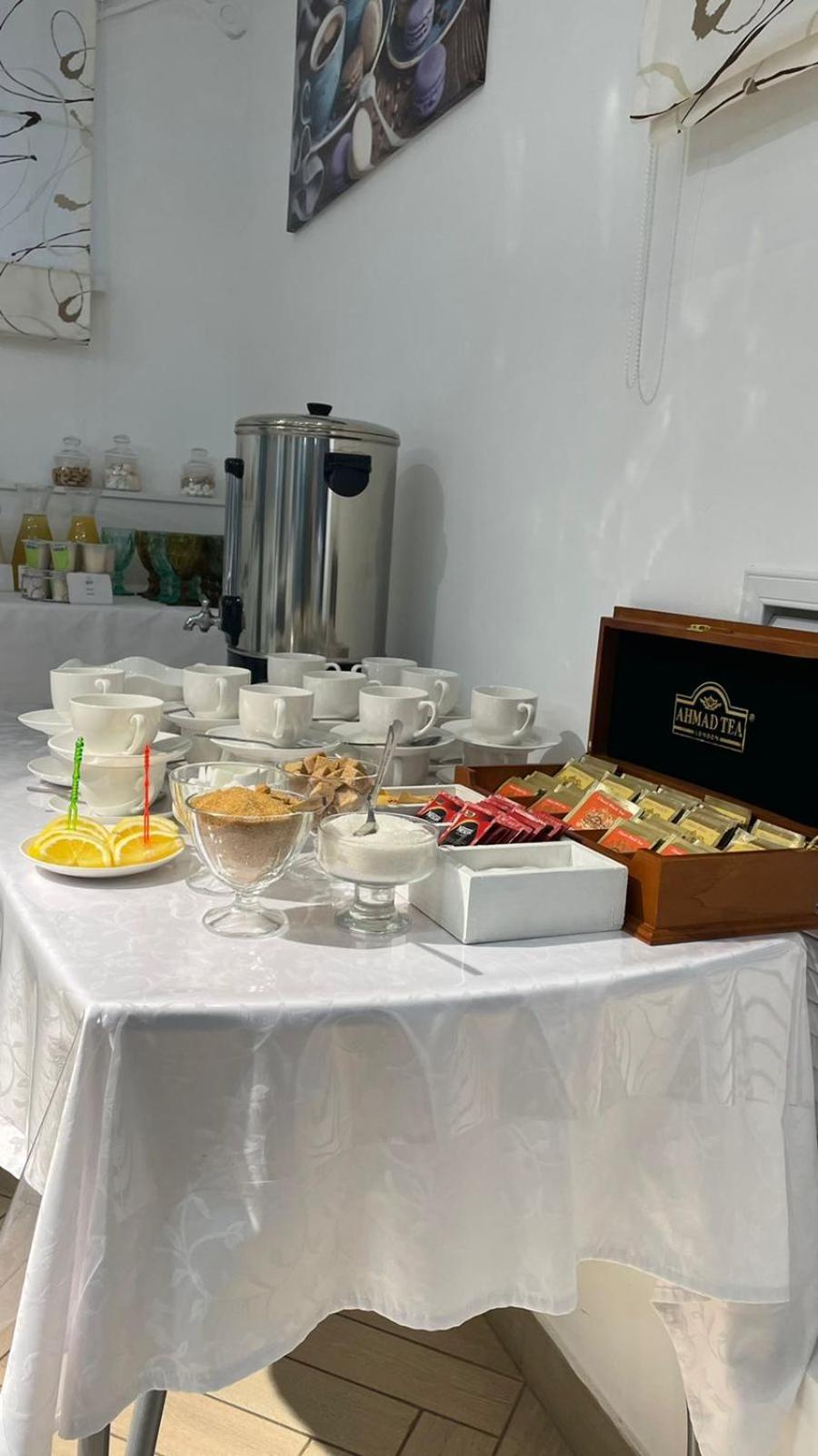 Kurmet Hotel Uralsk Ngoại thất bức ảnh
