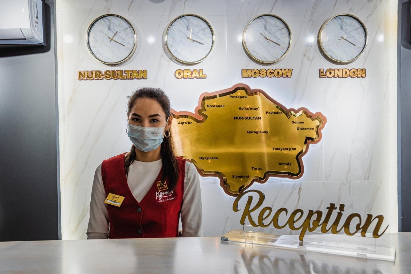Kurmet Hotel Uralsk Ngoại thất bức ảnh